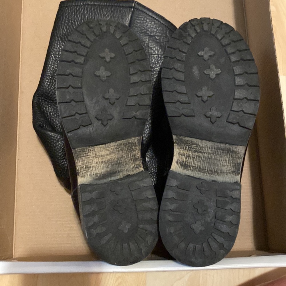 Steve Madden Black Leather Fairmont Boot Size 7.5. Great Condition. See pics. - Picture 3 of 15